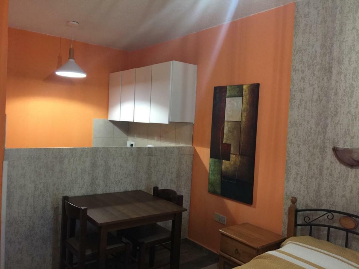 Pomelo Apartments アヤナパ エクステリア 写真